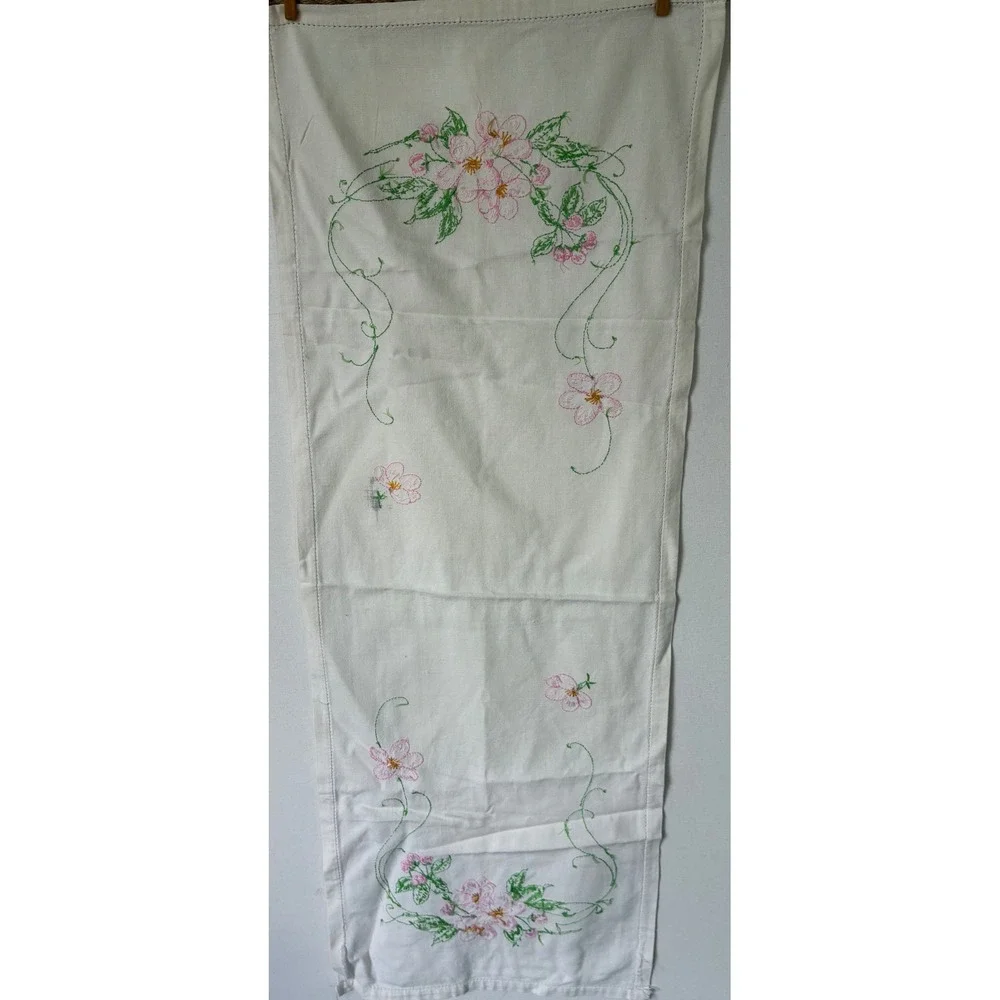 Unbranded Table Runner Floral‎ Embroidered Vintage White Pink Excellent
